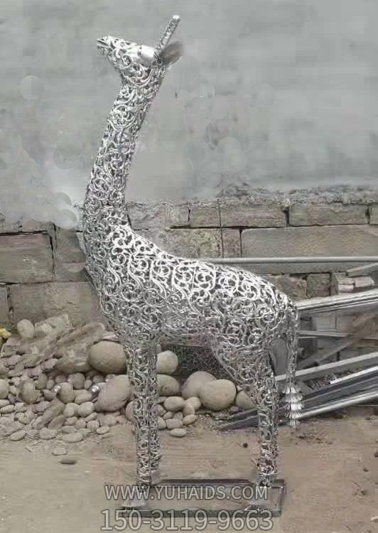 不锈钢户外园林景观镂空小鹿雕塑