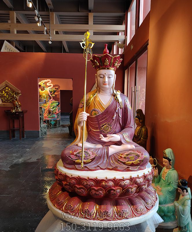 寺庙景区大型玻璃钢彩绘神佛供奉地藏王雕塑