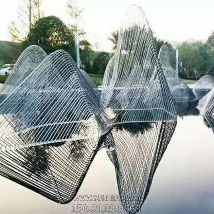 园林广场不锈钢抽象镂空假山水池雕塑