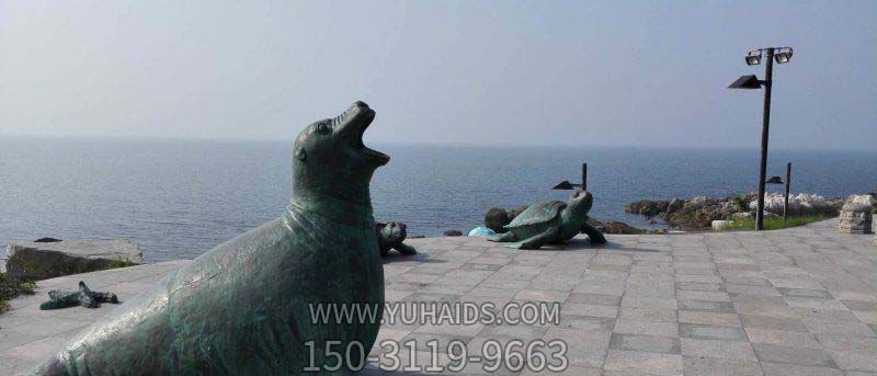 海豹雕塑-广场摆放的仰天长啸的青石石雕创意海豹雕塑