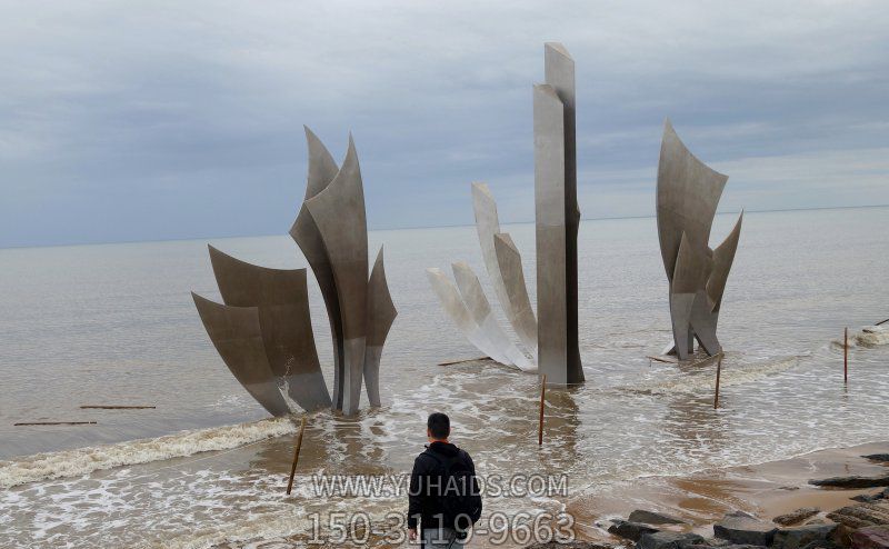 景区海边形象切面不锈钢帆船雕塑