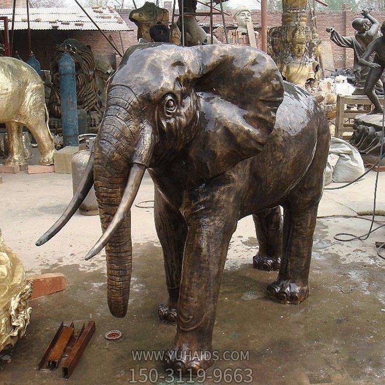 铜雕大象，纯铜铸造大型大象雕塑