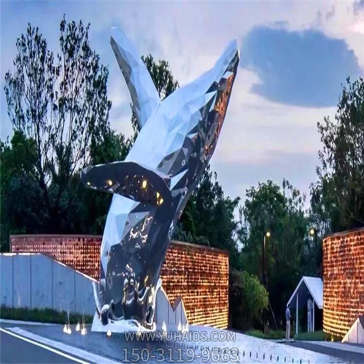 喷泉不锈钢大型切面鲸出水景观雕塑