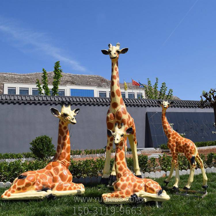 玻璃钢仿真动物景观长颈鹿摆件雕塑