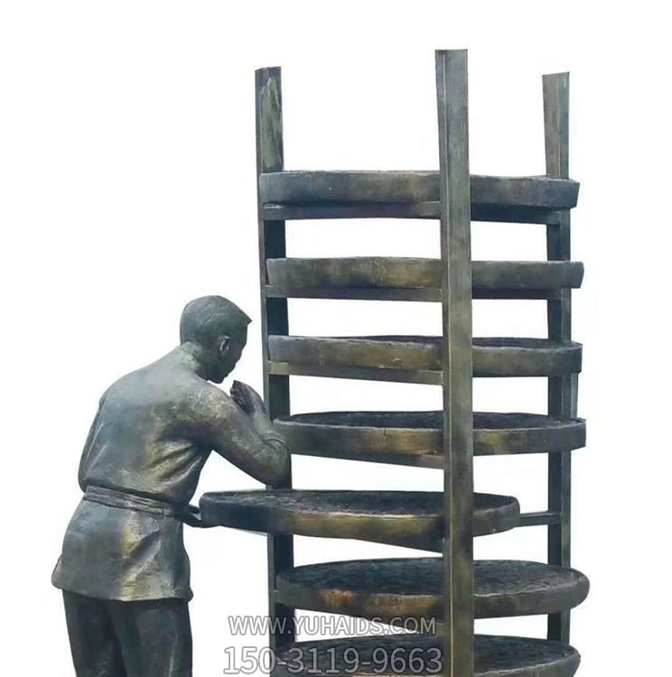 玻璃钢仿铜茶文化雕塑晒茶的人物景观雕塑