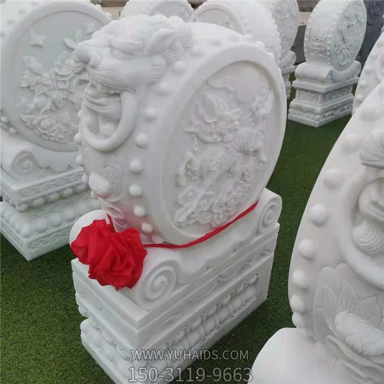 中式别墅摆放天然汉白玉石雕抱鼓石门墩雕塑