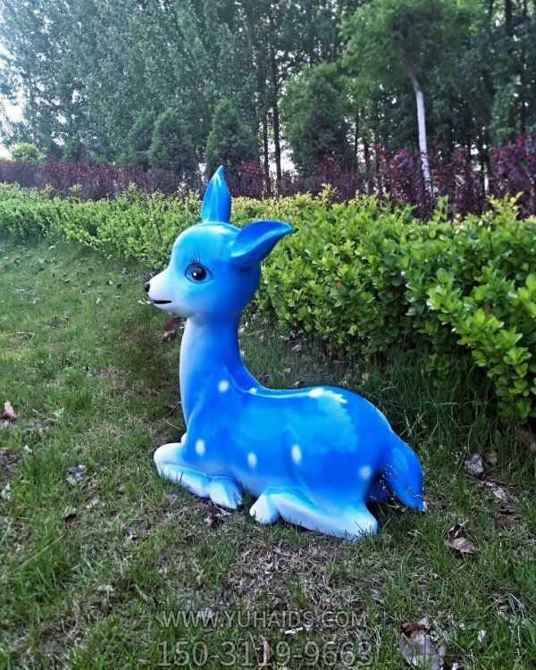 玻璃钢彩绘户外园林景观卡通动物小鹿雕塑
