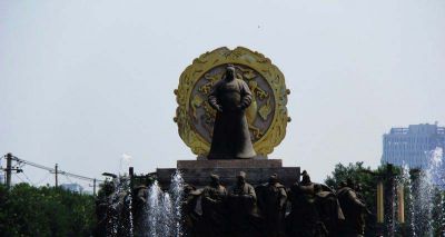 李世民雕塑-园林景观喷泉摆放唐朝皇帝李世民铜雕