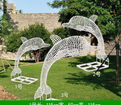 花园三只不锈钢镂空网格海豚雕塑