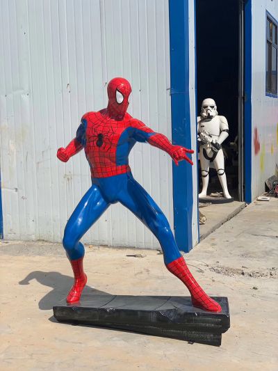 景区站着的玻璃钢仿铜动漫人物复仇者联盟之蜘蛛侠雕塑