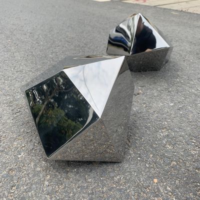 不锈钢镜面几何户外公园鹅卵石雕塑