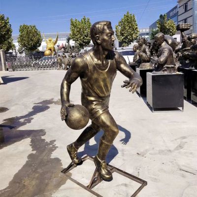 校园玻璃钢仿铜打篮球的人物雕塑