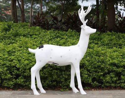 户外公园玻璃钢鹿雕塑