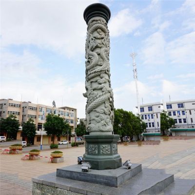 文化广场大型浮雕文化柱