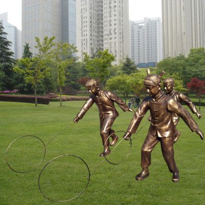 玻璃钢仿铜儿童玩游戏童趣园林景观雕塑摆件