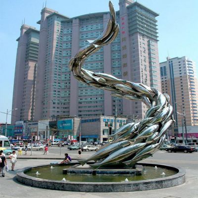大型广场水池摆放鱼群螺旋游水景观雕塑