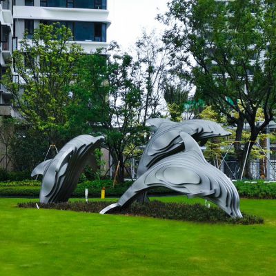 不锈钢抽象海豚景观雕塑