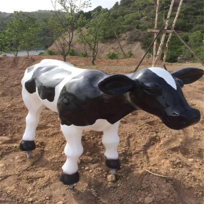 户外公园草地玻璃钢奶牛雕塑 绿地园林农耕牛动物雕塑摆件
