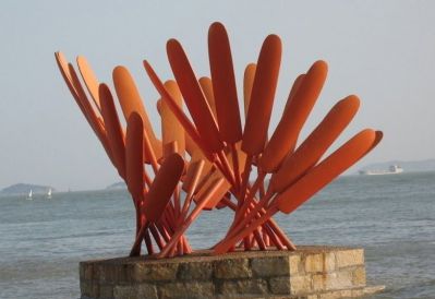 园林景区彩绘创意船桨玻璃钢雕塑