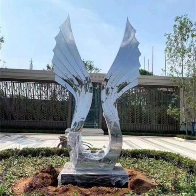 小区绿化摆放不锈钢镜面创意翅膀景观雕塑