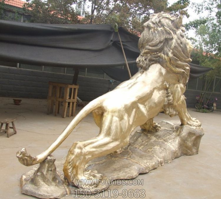  黄铜铸造大型西洋狮子雕塑企业酒店门口摆件