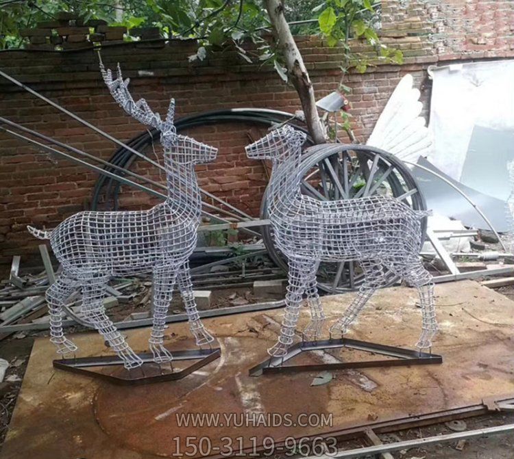 不锈钢镂空网格户外园林动物景观梅花鹿雕塑
