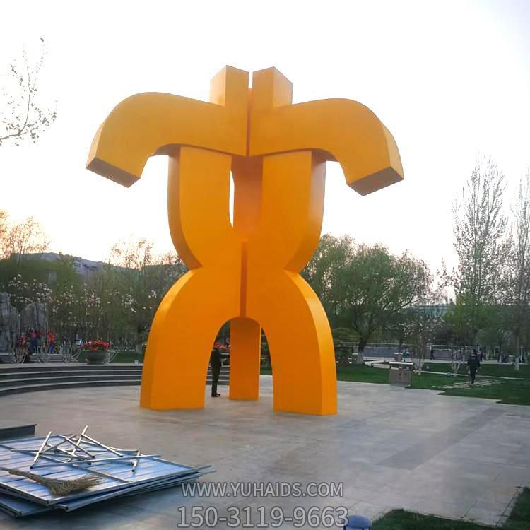 广场摆放大型不锈钢景观标识雕塑