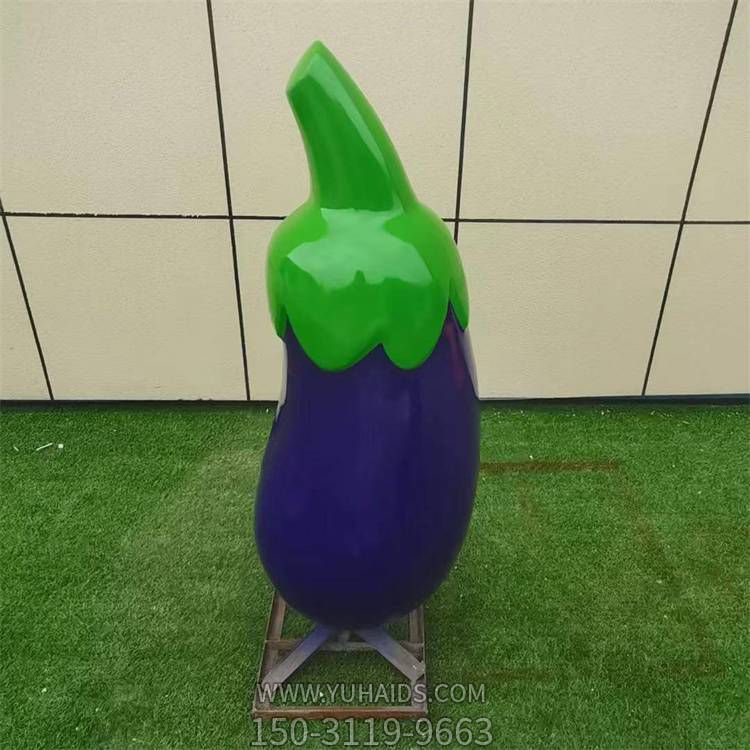 蔬菜市场玻璃钢彩绘仿真茄子雕塑