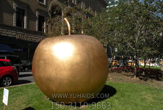 公园大型镀金苹果铜雕雕塑