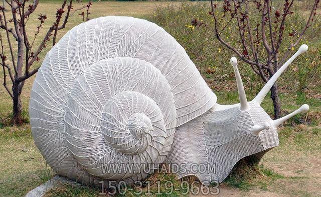 公园摆放的砂石石雕创意蜗牛雕塑