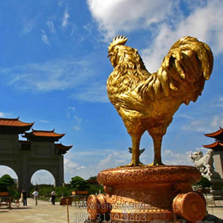铸铜喷金漆大型园林景观公鸡摆件雕塑