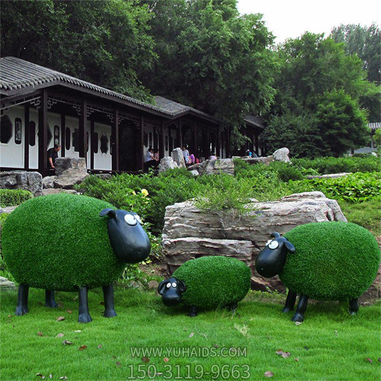 草皮肖恩羊，绿色可爱绿植动物摆件雕塑