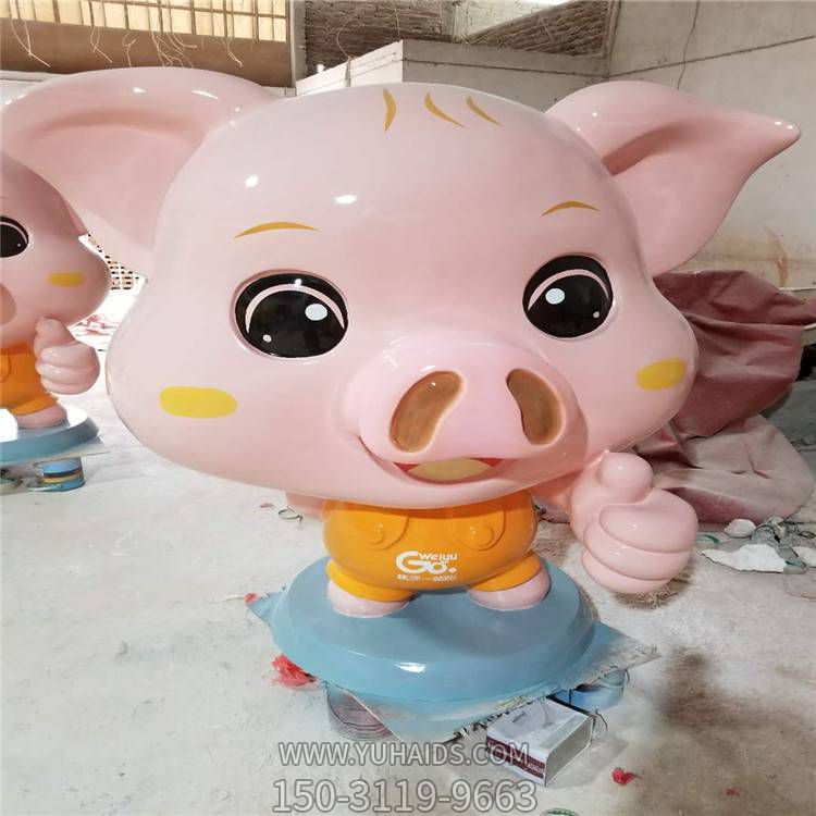 户外商场幼儿园玻璃钢卡通猪雕塑