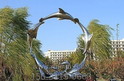 景区多只环形不锈钢海豚雕塑