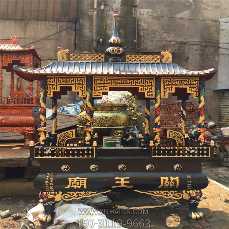 大型铸铜彩绘镂空浮雕祠堂祭祀香炉雕塑