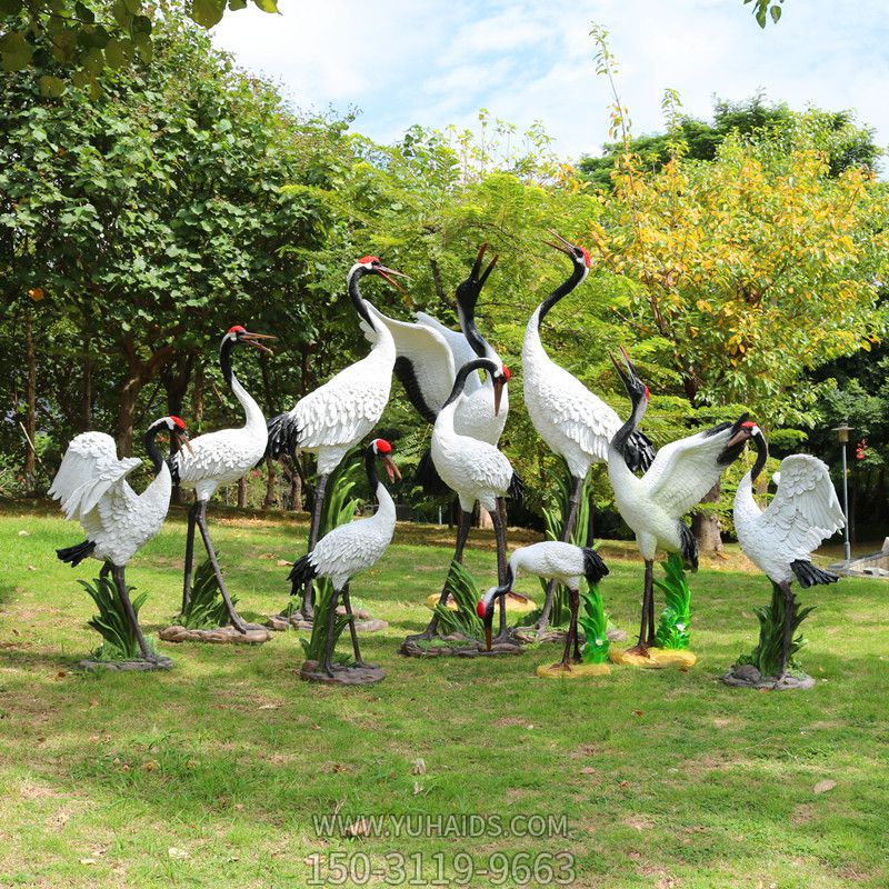 玻璃钢彩绘公园景观装饰品丹顶鹤雕塑