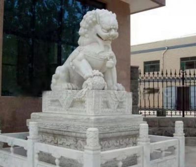 公园庭院别墅汉白玉石雕大型仿真狮子雕塑