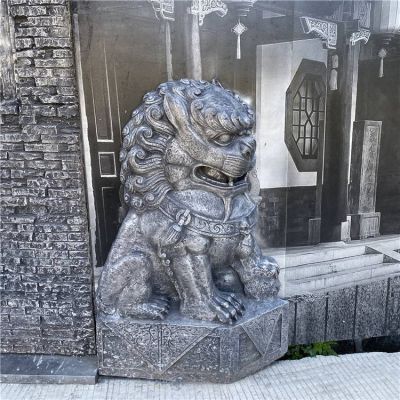 庭院门口大型铜雕狮子雕塑