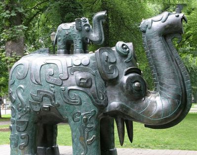 户外景区创意抽象青铜大象雕塑