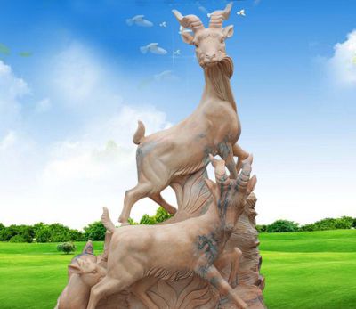 公园创意晚霞红石雕母子羊吉祥三羊开泰雕塑