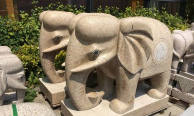 户外广场创意石雕砂石大象雕塑