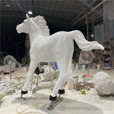 动物景观玻璃钢马雕塑