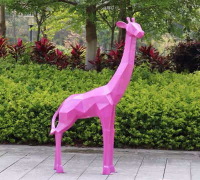 公园户外玻璃钢几何粉色长颈鹿雕塑