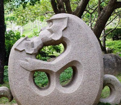 公园街道摆放的青石石雕创意猴子雕塑
