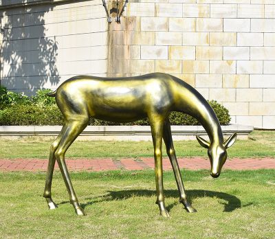 公园不锈钢低头的鹿雕塑