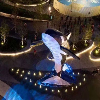 公园摆放大型玻璃钢几何鲸鱼园林景观雕塑