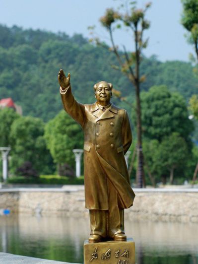 户外海边挥手主席伟人铜雕毛泽东雕塑