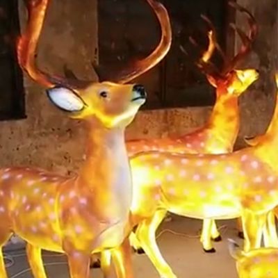 玻璃钢灯光梅花鹿雕塑 城市街道摆放亮化动物小品