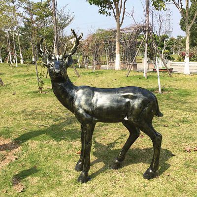 户外草坪大型景观摆件仿真动物鹿雕塑
