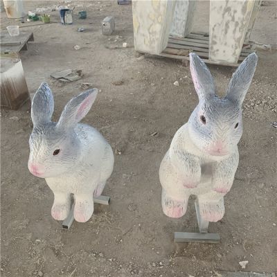 玻璃钢卡通户外园林景观动物兔子